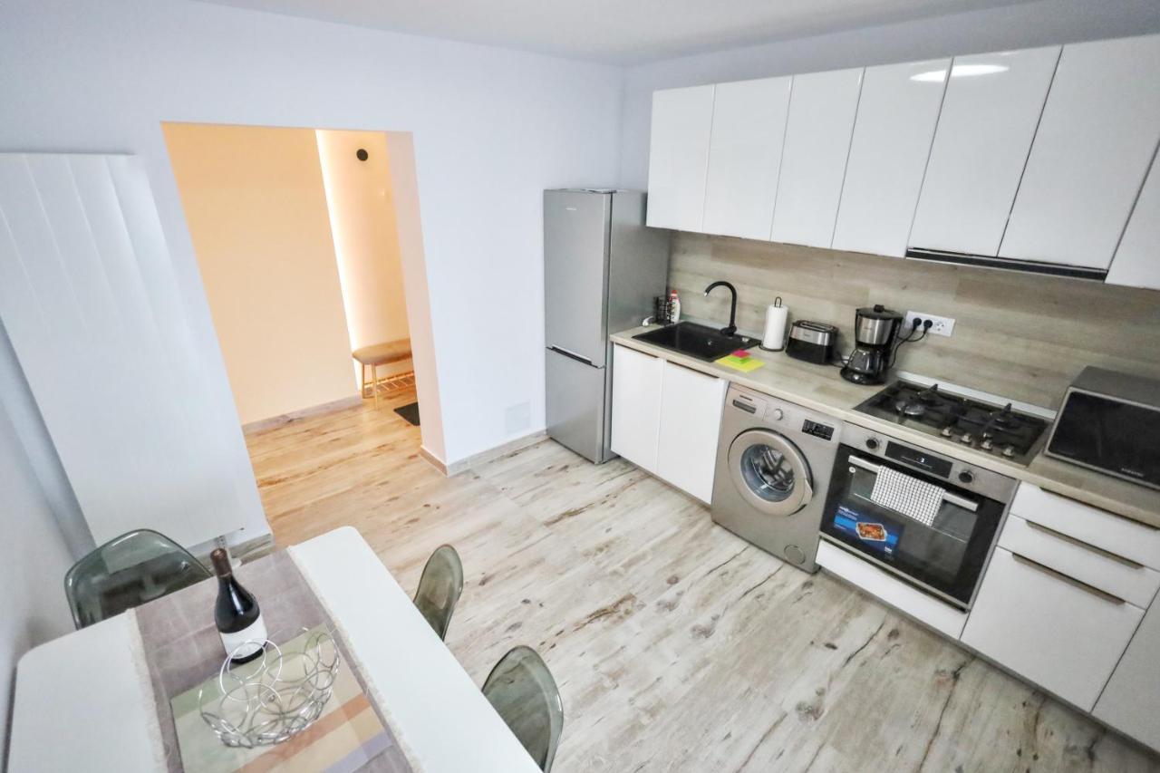 Apartament Patrick Gura Humorului Extérieur photo
